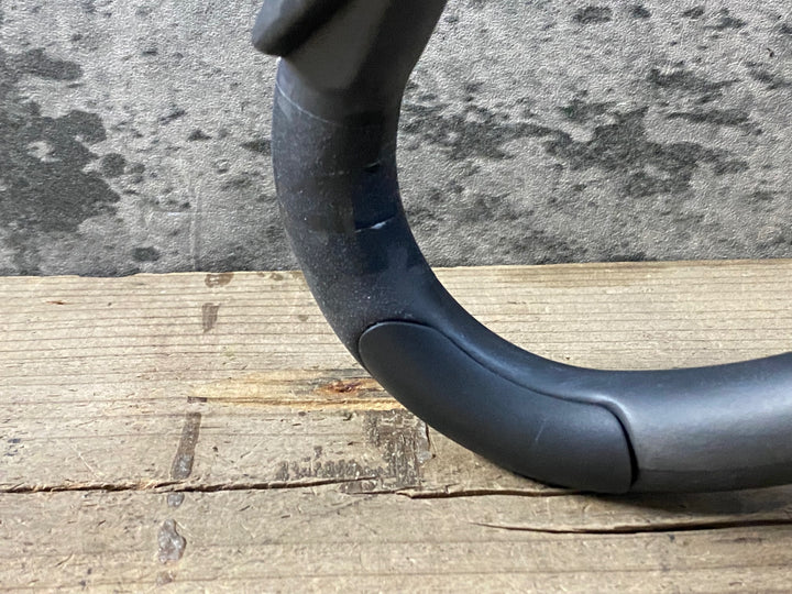 KE069 ジップ ZIPP SL-80 RACE CARBON HANDLEBAR カーボン ドロップハンドル Φ31.8 ブラケットC-C400mm