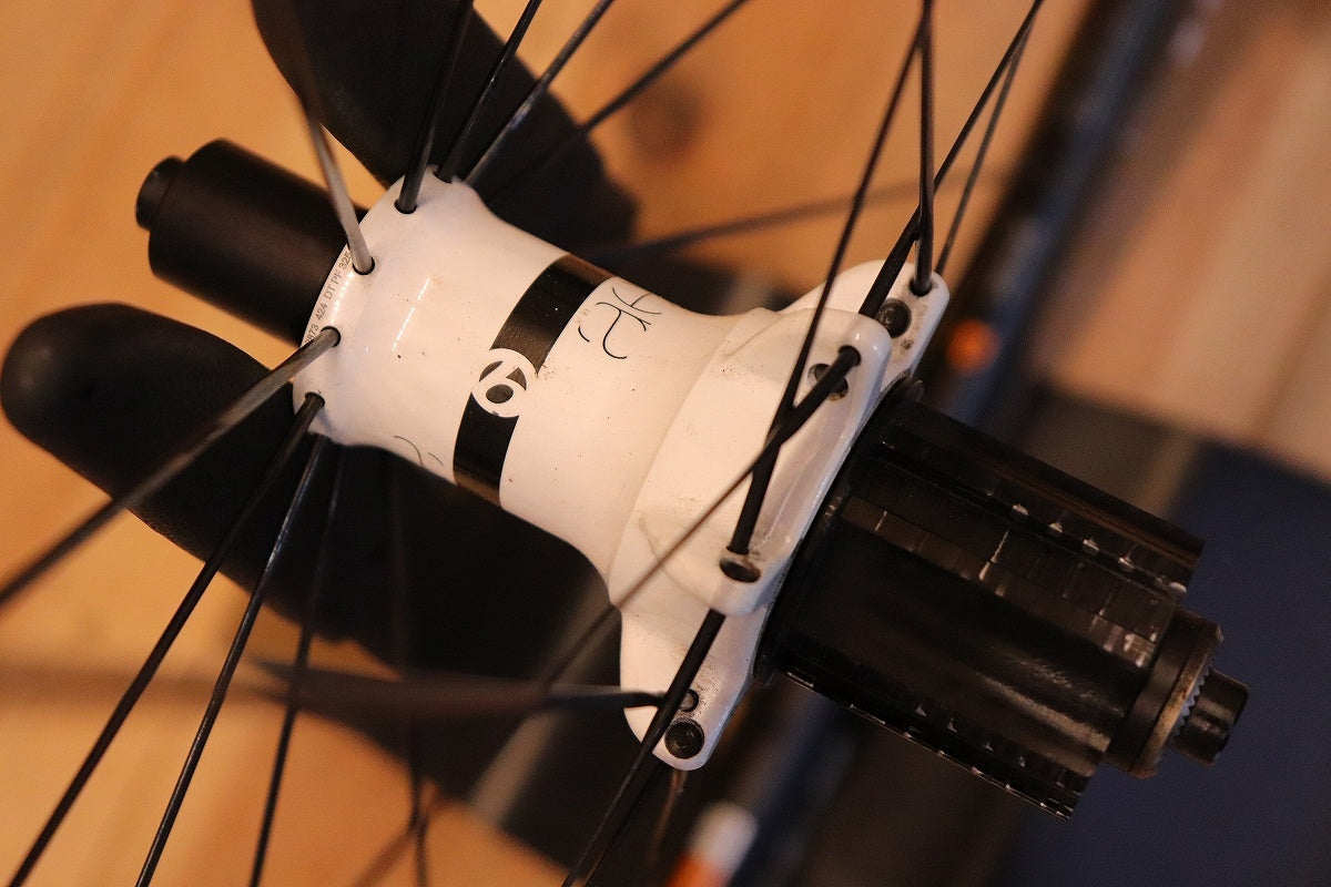 ボントレガー BONTRAGER アイオロス AEOLUS 5 カーボン クリンチャー
