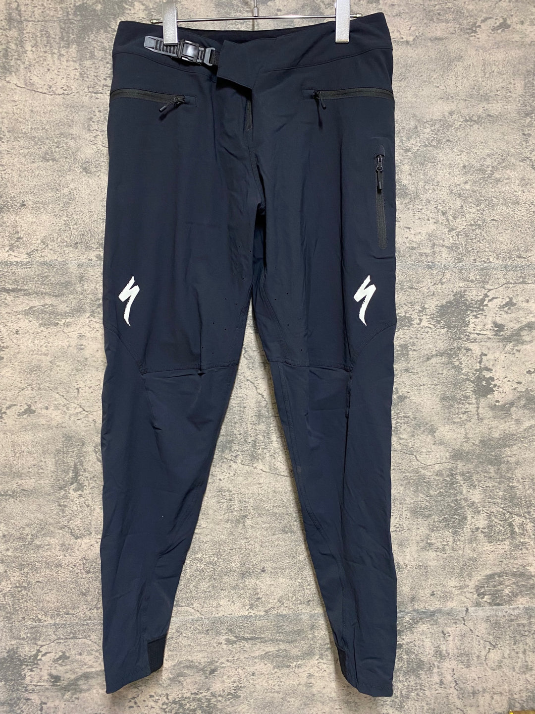 JP816 スペシャライズド SPECIALIZED トレイルパンツ 黒 32