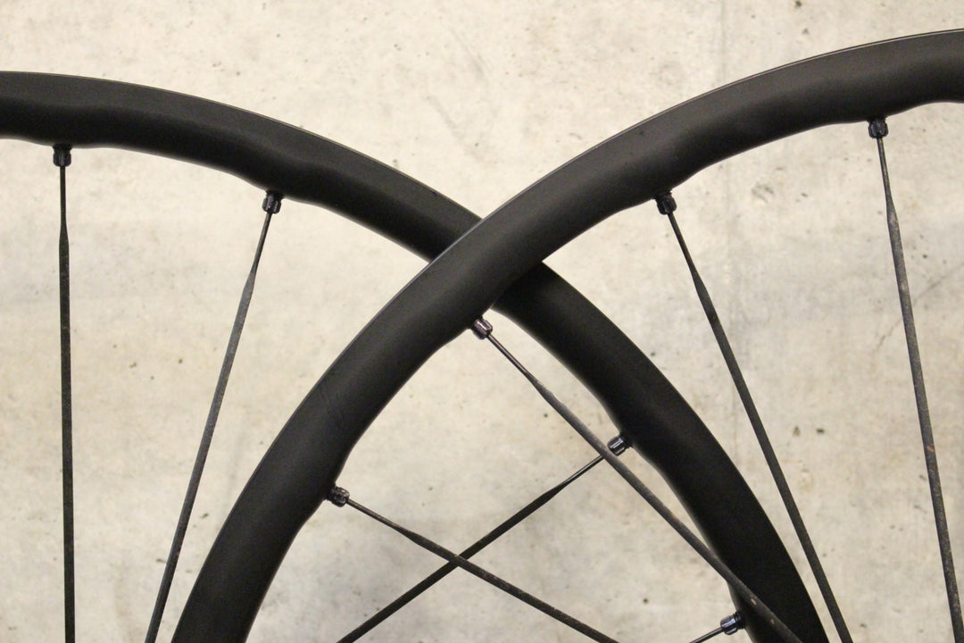 マヴィック MAVIC キシリウム KSYRIUM SL 25 DISC アルミ チューブレスレディ ホイールセット シマノ11S/12S 19C 【福岡店】