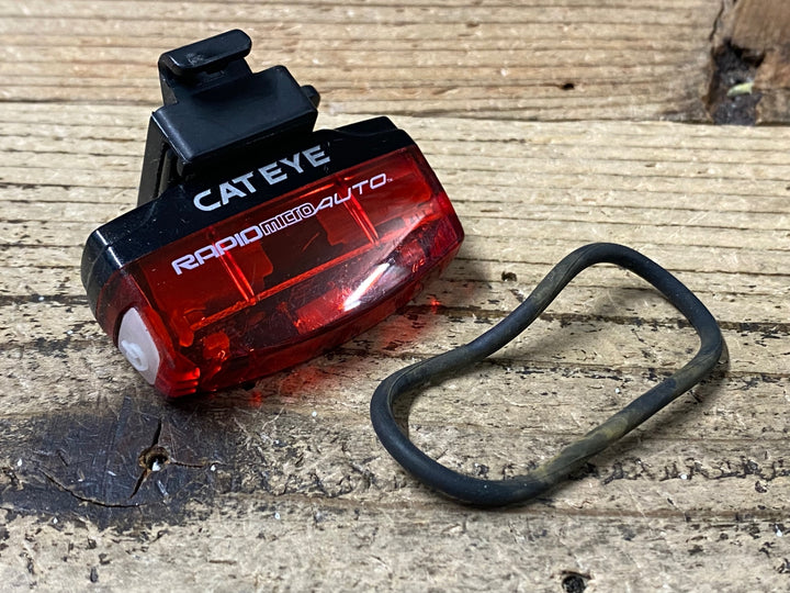 JY398 キャットアイ CATEYE RAPID MICRO AUTO リアライト 点灯確認済