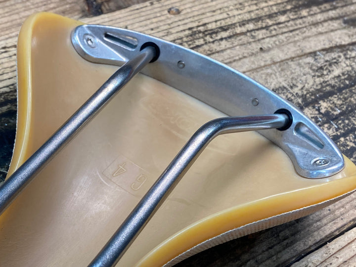 JJ116 ブルックス BROOKS カンビウム CAMBIUM C17 サドル ベージュ