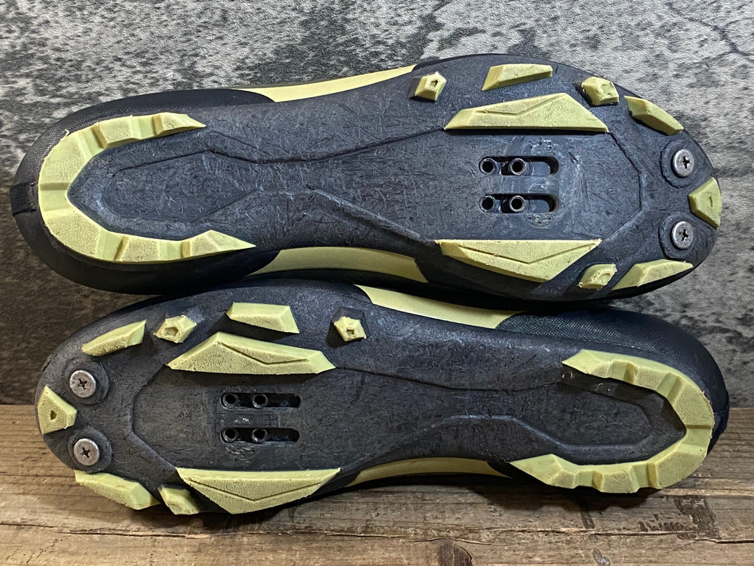 JP060 フィジーク FIZIK TERRA XS ビンディングシューズ SPD EU42 カーキ ※ソール傷