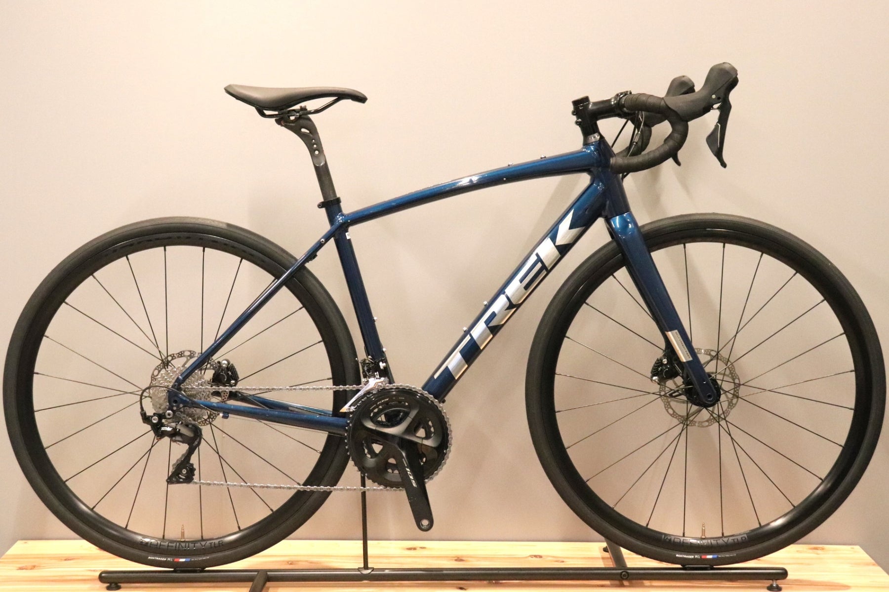 トレック TREK ドマーネ DOMANE AL2 DISC 2021モデル 52サイズ シマノ