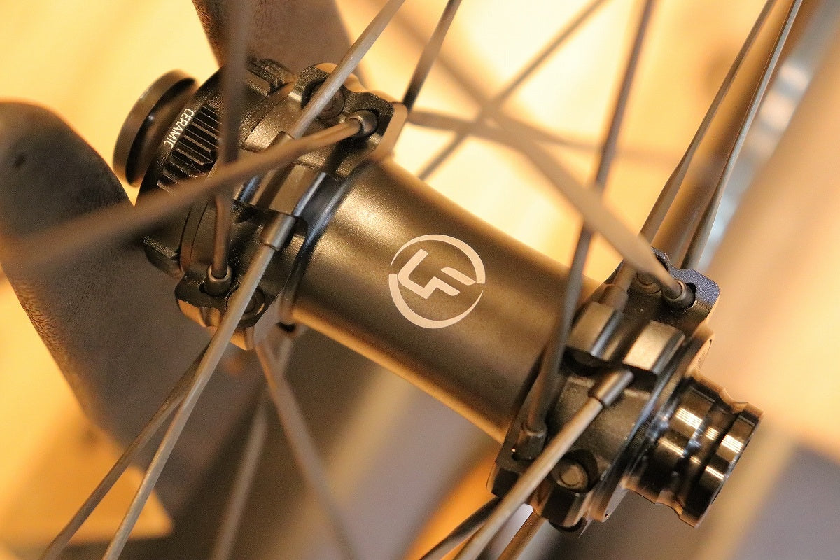 Lightfast カーボンホイールセット カーボンファイバーロードバイクホイールセット | ライト