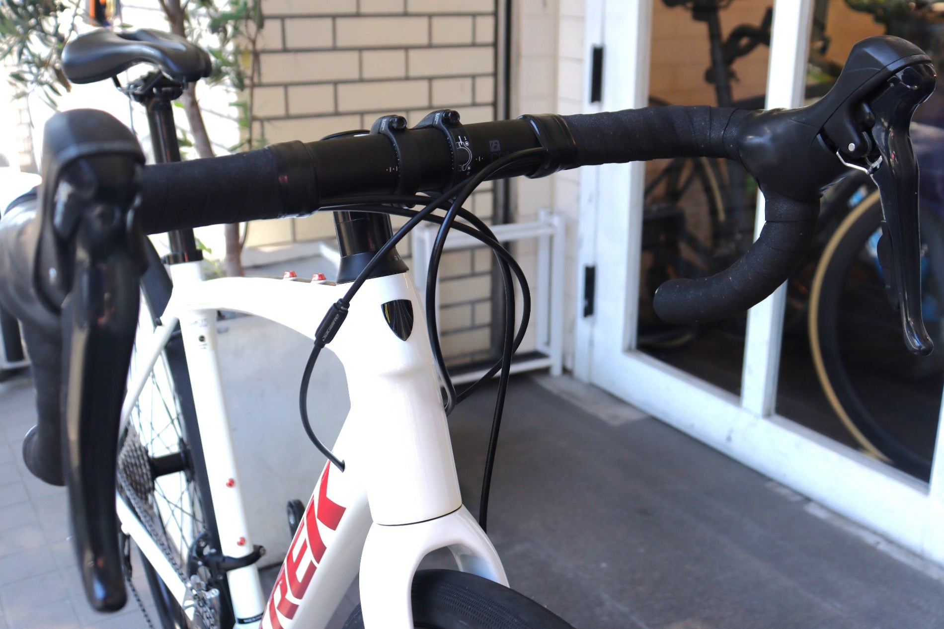 トレック TREK ドマーネ DOMANE AL3 DISC 2021モデル GEN.3 52サイズ