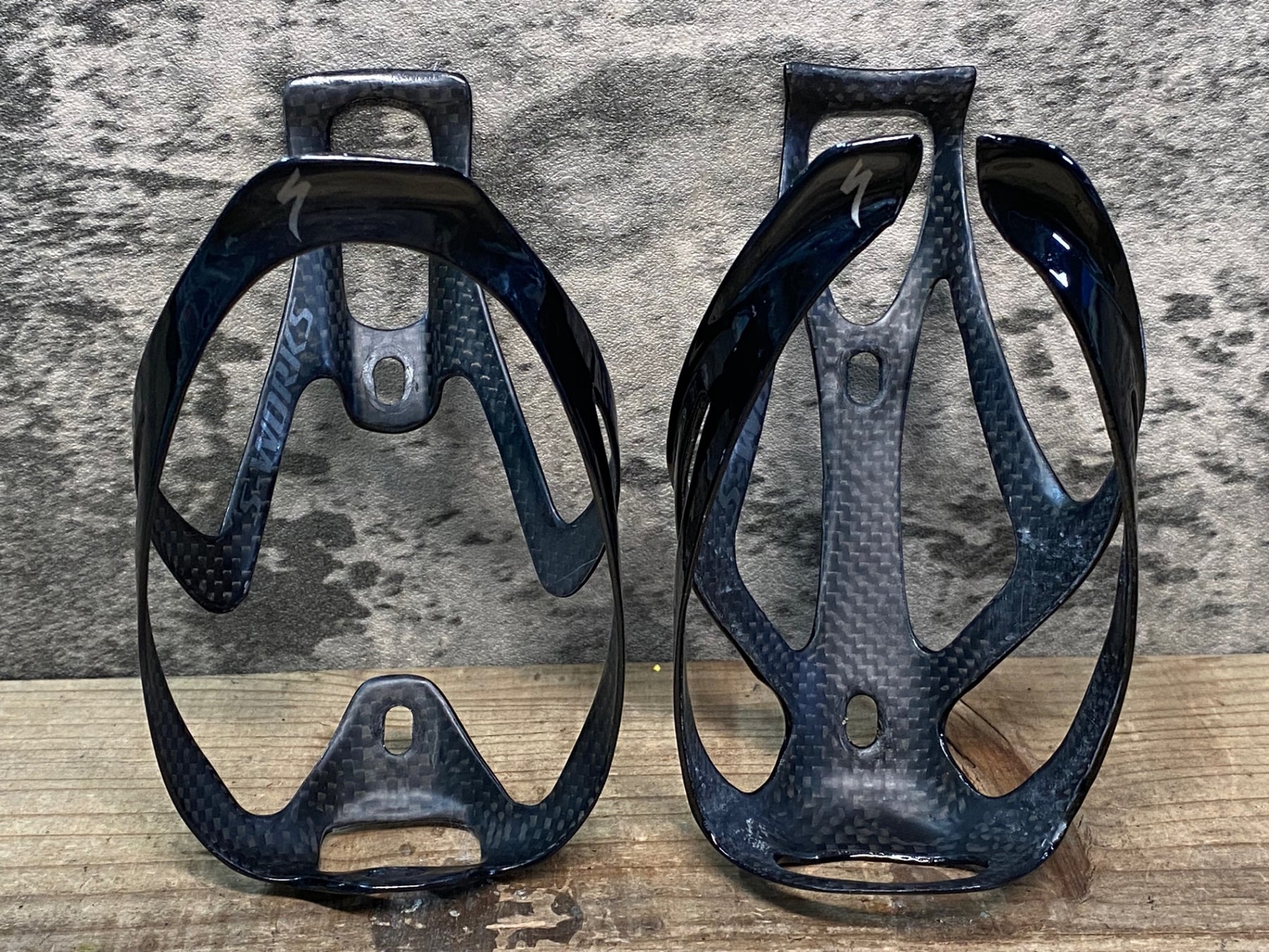 S-WORKS カーボンボトルケージ ブラックネジ無し22g✖️2個 S-WORKS ZEE CAGE II CARBON SIDE LOADING RIGHT DT MATTE CARB(ワン