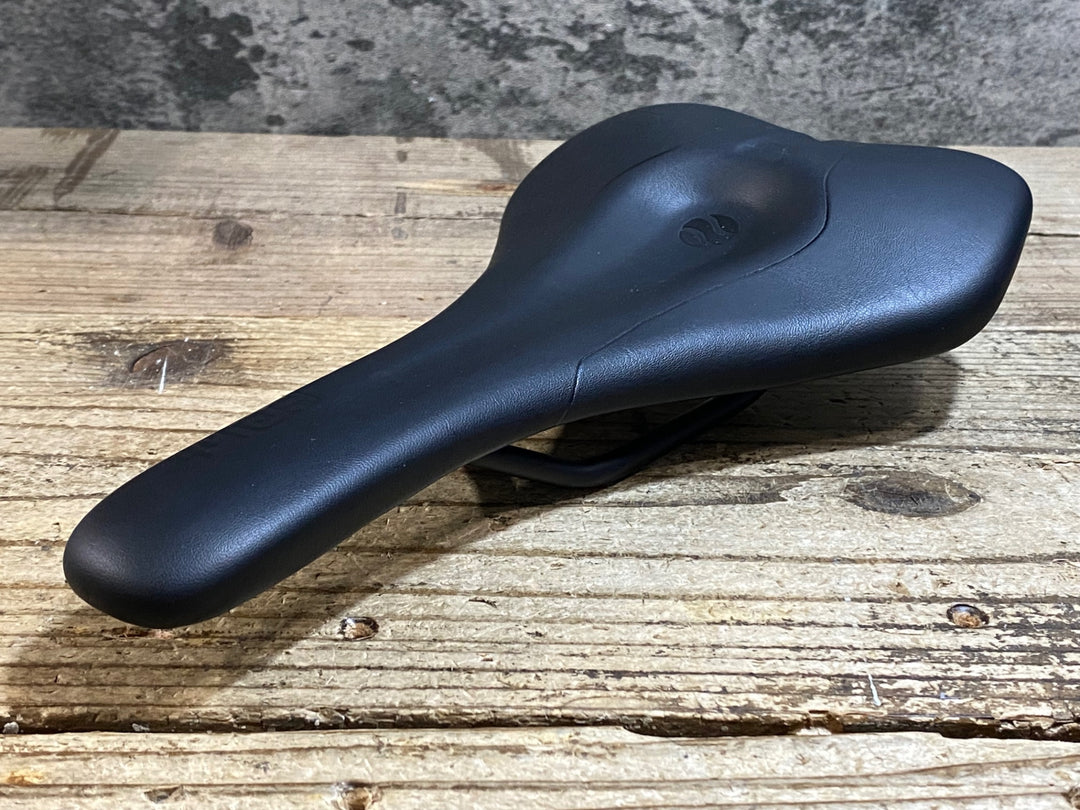 KC323 SQlab 612 サドル 黒 140mm S-tube レール