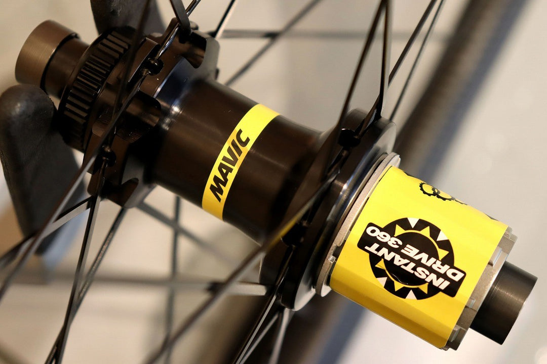 未使用 マヴィック MAVIC キシリウム KSYRIUM PRO CARBON UST DISC カーボン チューブレス ホイールセット シマノ11S 【千葉店】