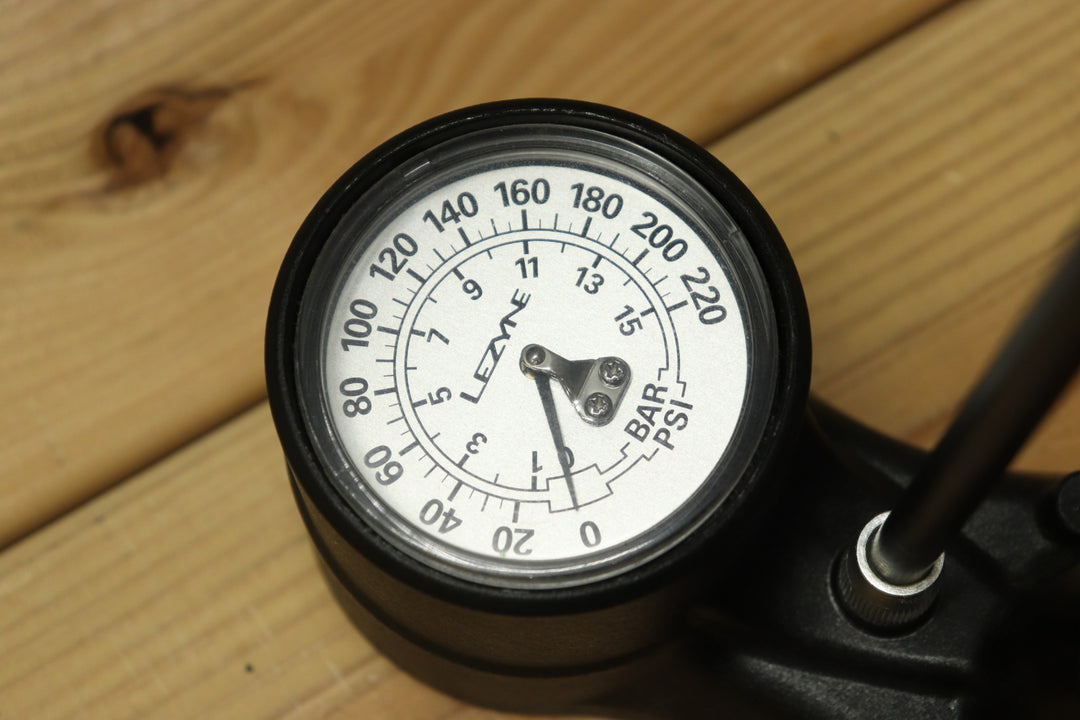 レザイン LEZYNE SPORT FLOOR DRIVE フロアポンプ 空気入れ 仏式/米式 【さいたま浦和店】