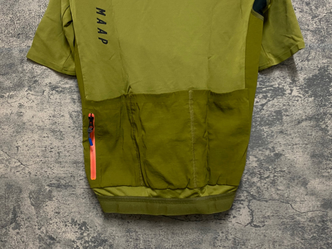 JO702 マープ MAAP ALT ROAD TEAM FIT JERSEY 半袖 サイクルジャージ オリーブ M