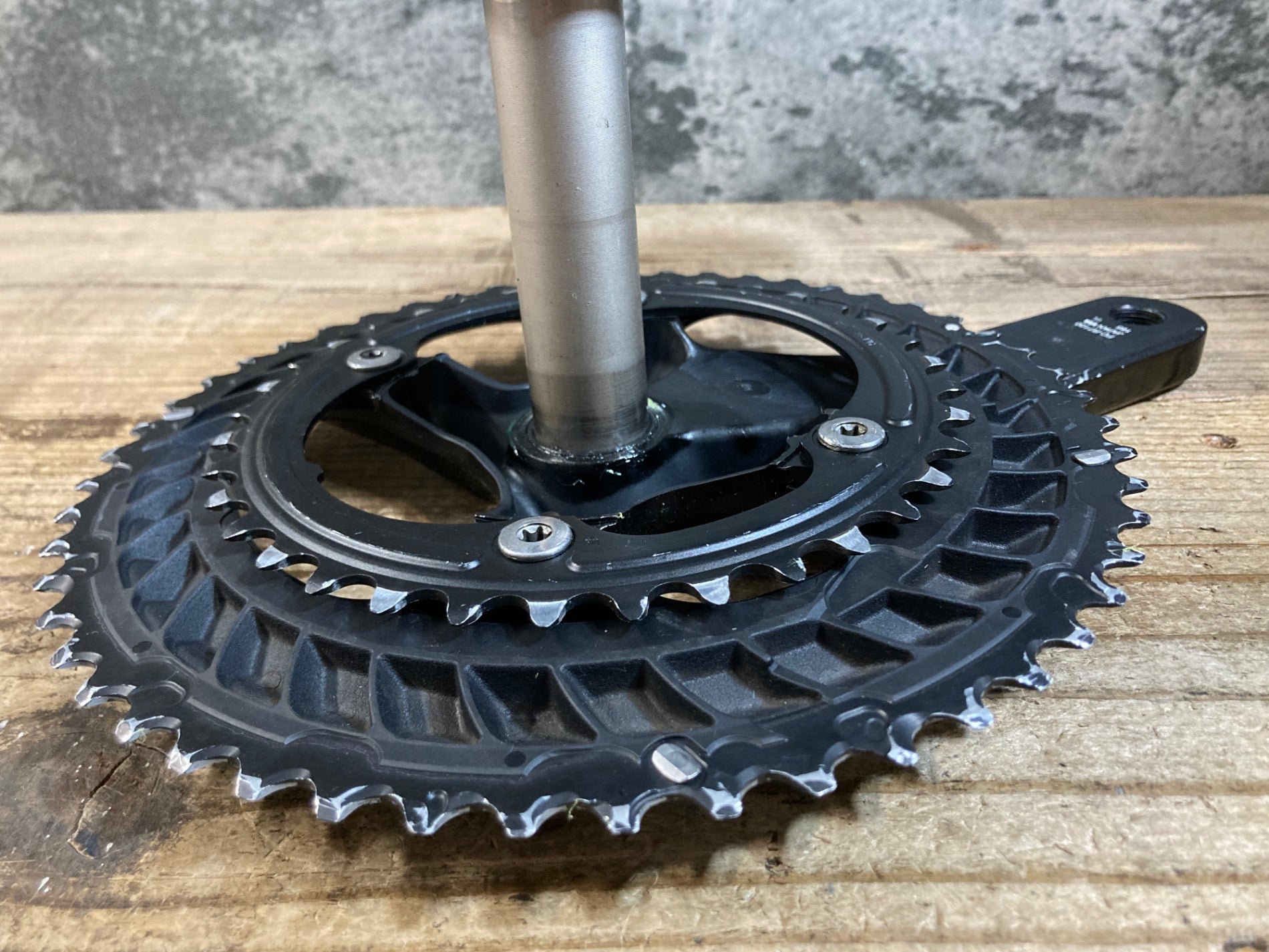 KH984 シマノ SHIMANO 105 FC-R7100 クランクセット 165mm 52/36 12S