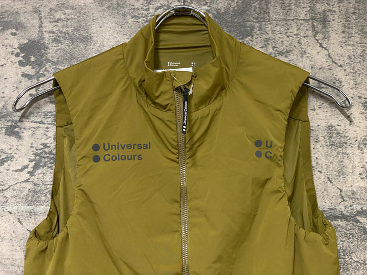 KN739 ユニバーサルカラーズ Universal Colours CHROMA INSULATED GILET ジレ サイクルベスト カーキ XS