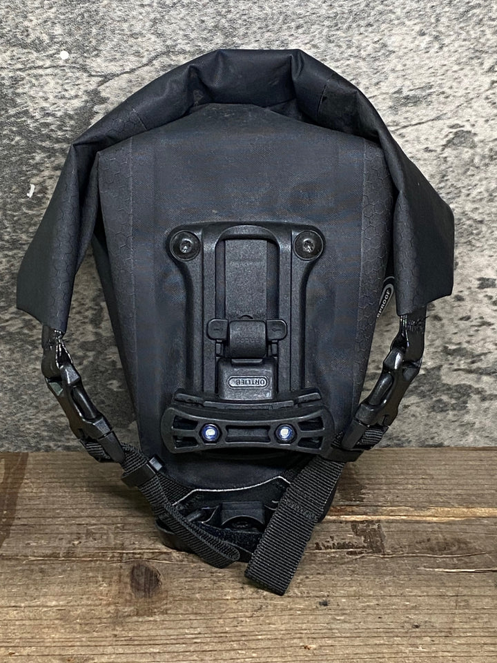 IZ420 オルトリーブ ORTLIEB サドルバッグ WATERPROOF
