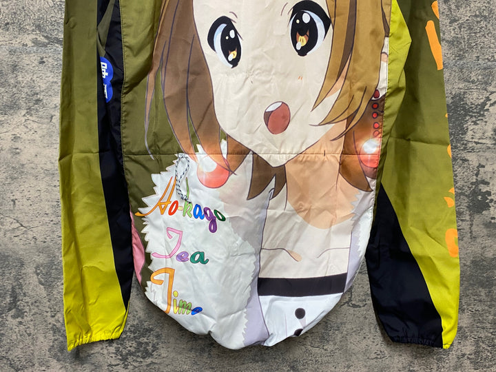 KD860 モノクローバー MONOCLOVER 長袖 ウィンドブレーカー 黒 黄 S けいおん！田井中律 Birthday ver.
