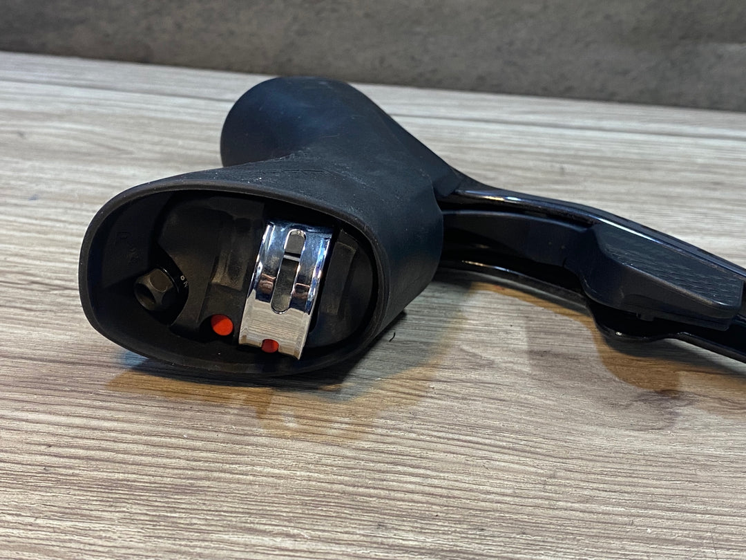 JR072 スラム SRAM RED eTAP D1 レバー 11S 右 ※クランプ部割れのためジャンク 動作未確認