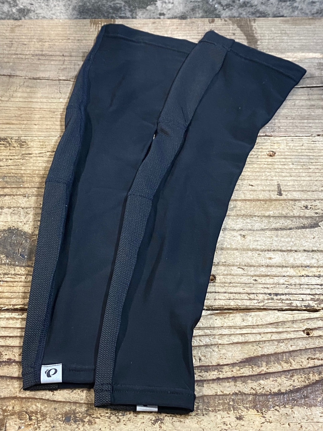 KE469 パールイズミ PEARL iZUMi アームカバー M 黒