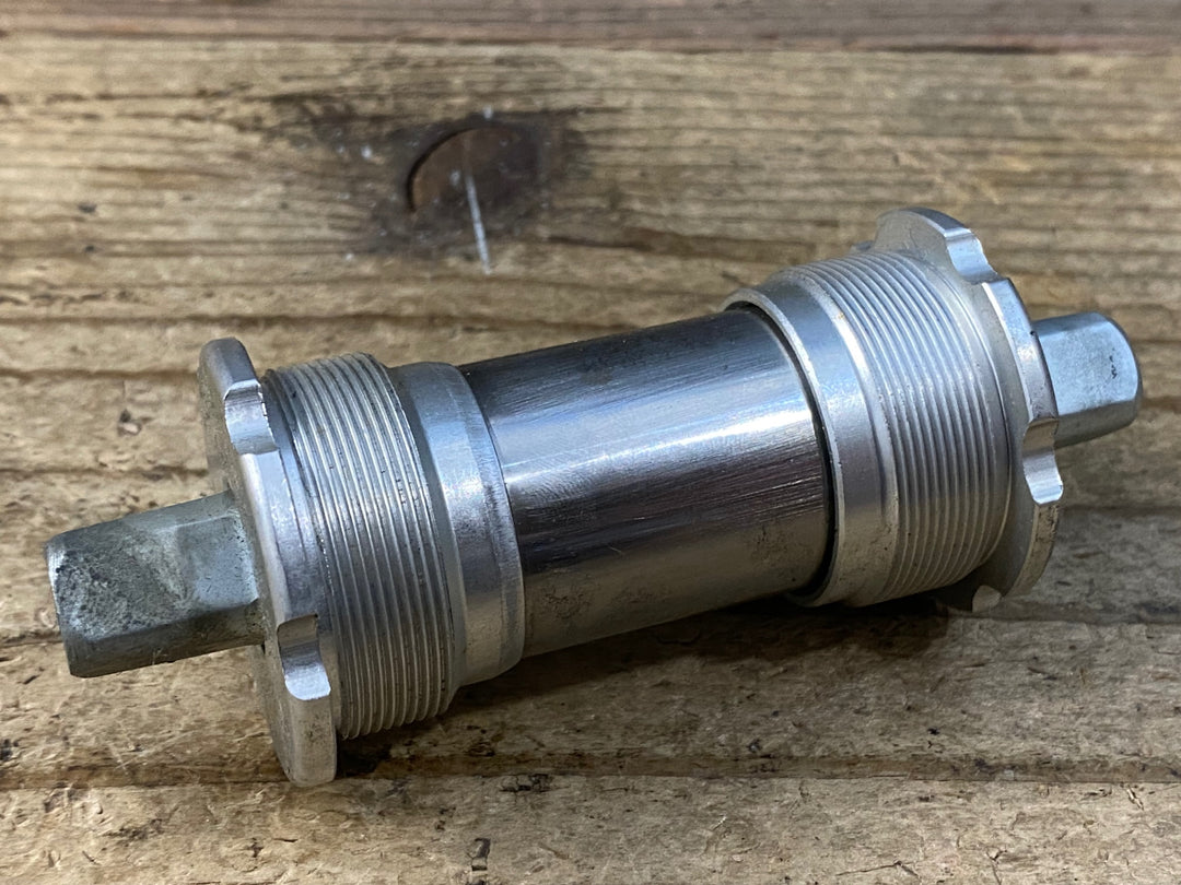 KK653 カンパニョーロ CAMPAGNOLO AC-H ボトムブラケット ITA スクエアテーパー 軸長111MM BB00-AH11IT
