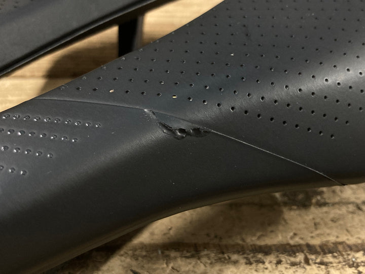 KO771 スペシャライズド SPECIALIZED SITERO PRO カーボンレール サドル ※擦れや傷あり