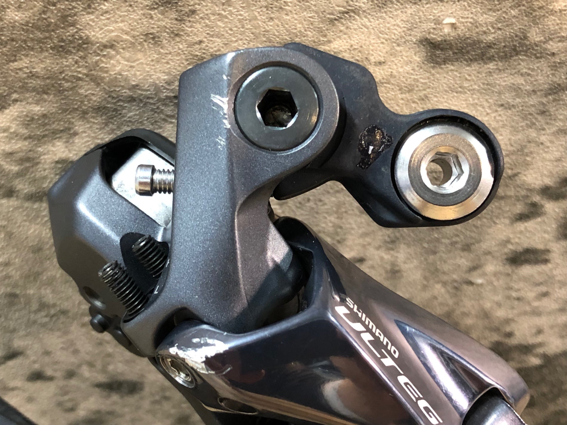 JP468 シマノ SHIMANO アルテグラ ULTEGRA RD-R8050 SS リア