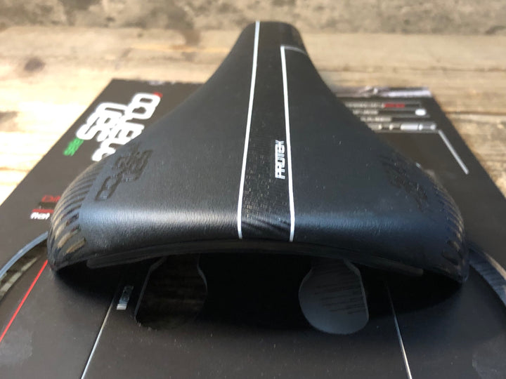 JR313 サンマルコ san marco Regale RACiNG PROTEK サドル 黒白 NARROW XSiLiTE レール