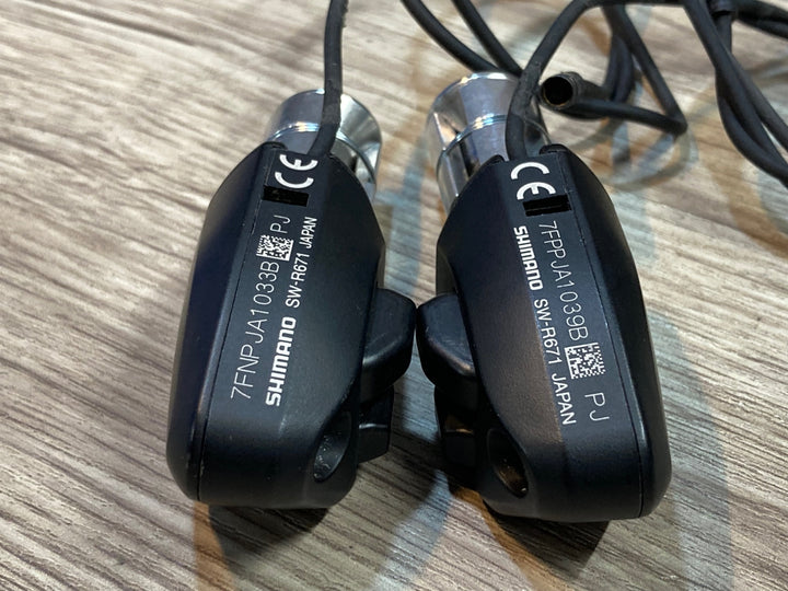 JU844 シマノ SHIMANO SW-R671 TT/トライアスロン DHバー シフトスイッチ Di2