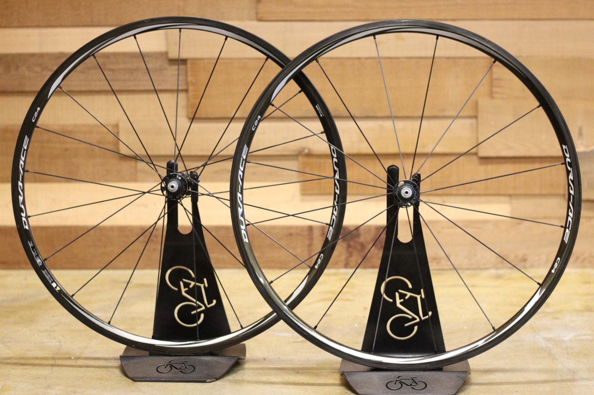 シマノ SHIMANO デュラエース DURA-ACE WH-9000-C24-TU カーボン