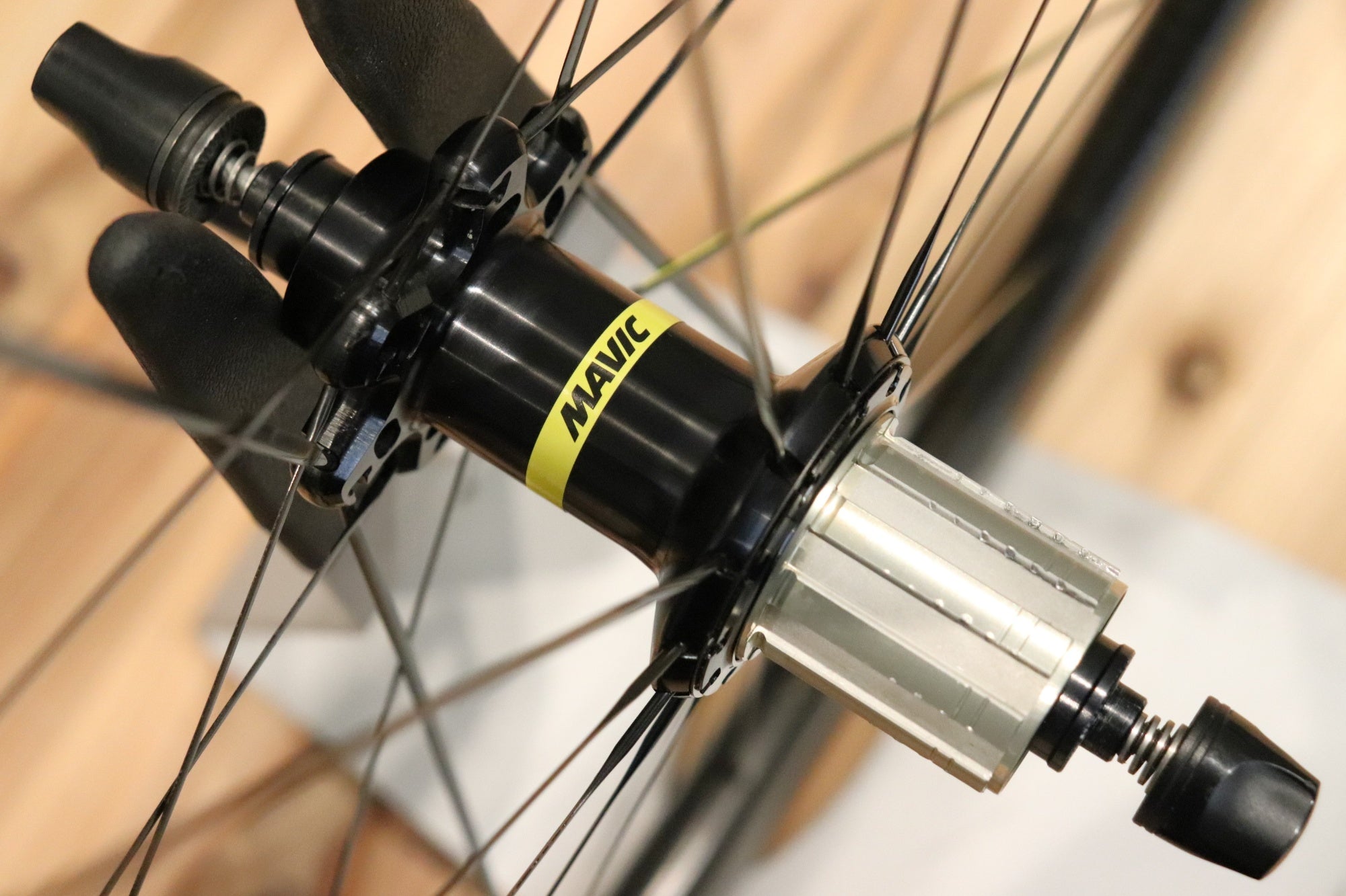 マヴィック MAVIC コスミック COSMIC PRO CARBON SL UST カーボン