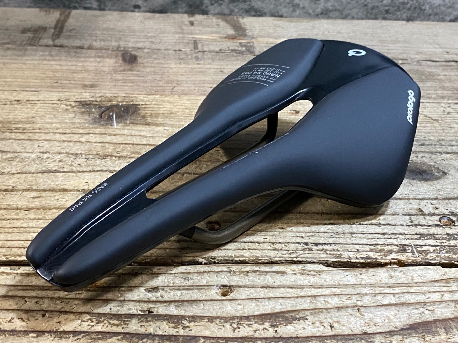 KC317 プロロゴ prologo NAGO R4 PAS サドル 黒 137mm Tirox レール