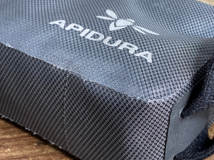 JW355 アピデュラ APIDURA EXPEDITION TOP TUBE PACK トップチューブバッグ 0.5L