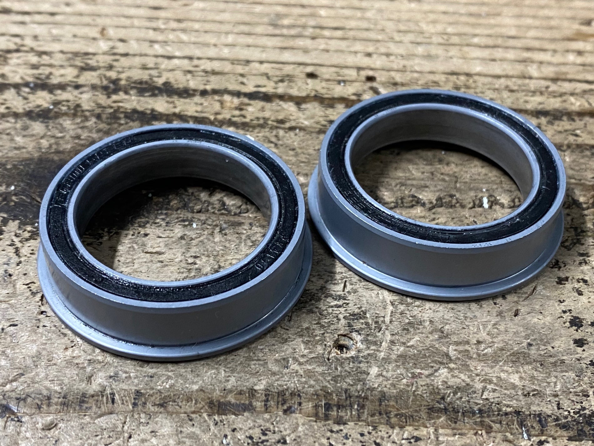 プラム ヨシムラより、Ninja ZX-14R用スリップオンマフラー“HEPTA FORCE