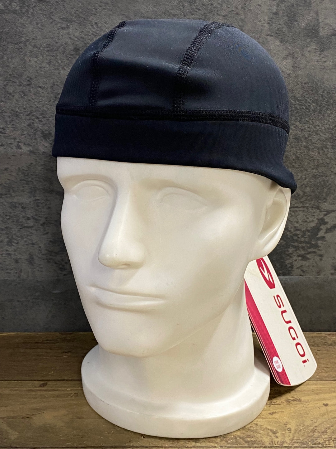 JV574 スゴイ SUGOi SubZero Skull CAP サイクルキャップ ビーニー 黒 ONESIZE 黒 裏起毛