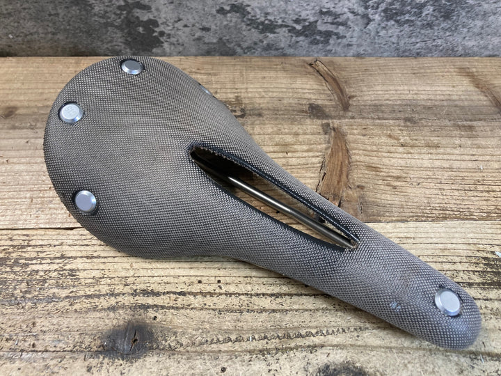JU519 ブルックス BROOKS CAMBIUM CARVED C15 サドル 茶