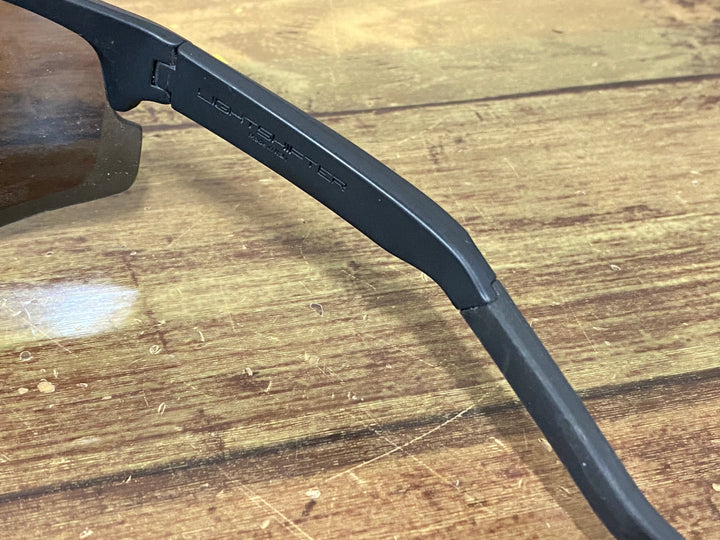 JY259 ボレー bolle LIGHTSHIFTER サングラス アイウェア 黒　※余臭強め