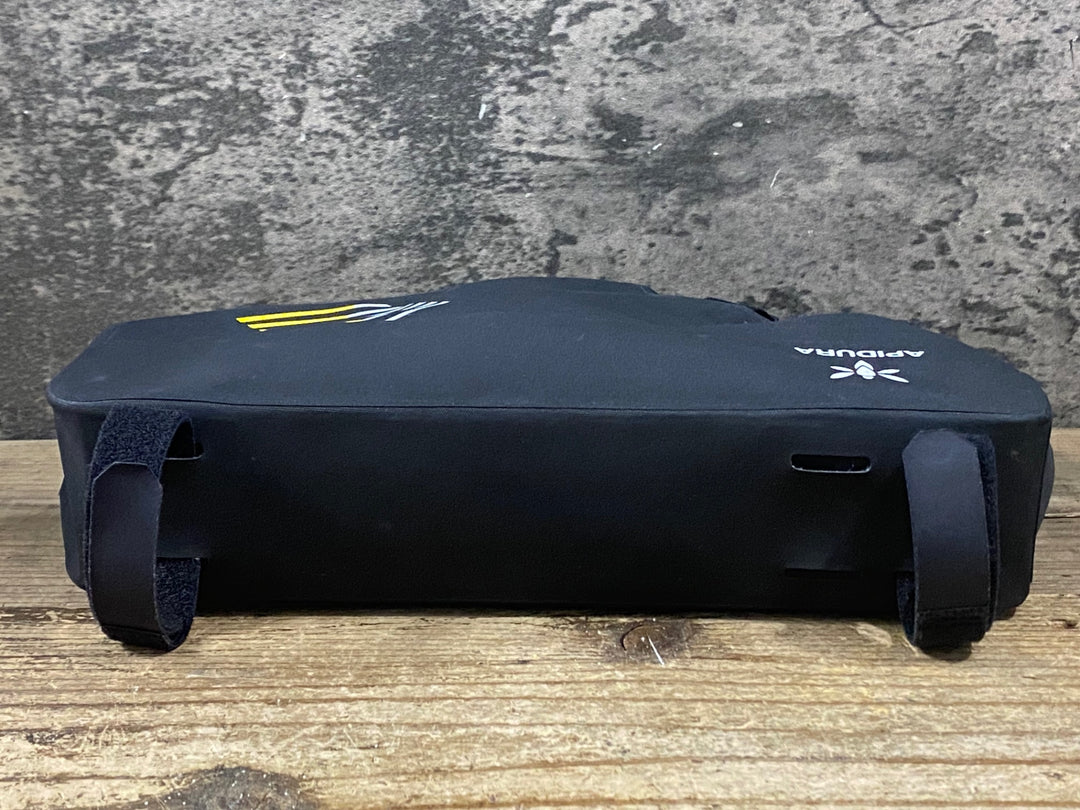 KO027 アピデュラ APIDURA レーシング フレームパック 防水 フレームバッグ 2.4L
