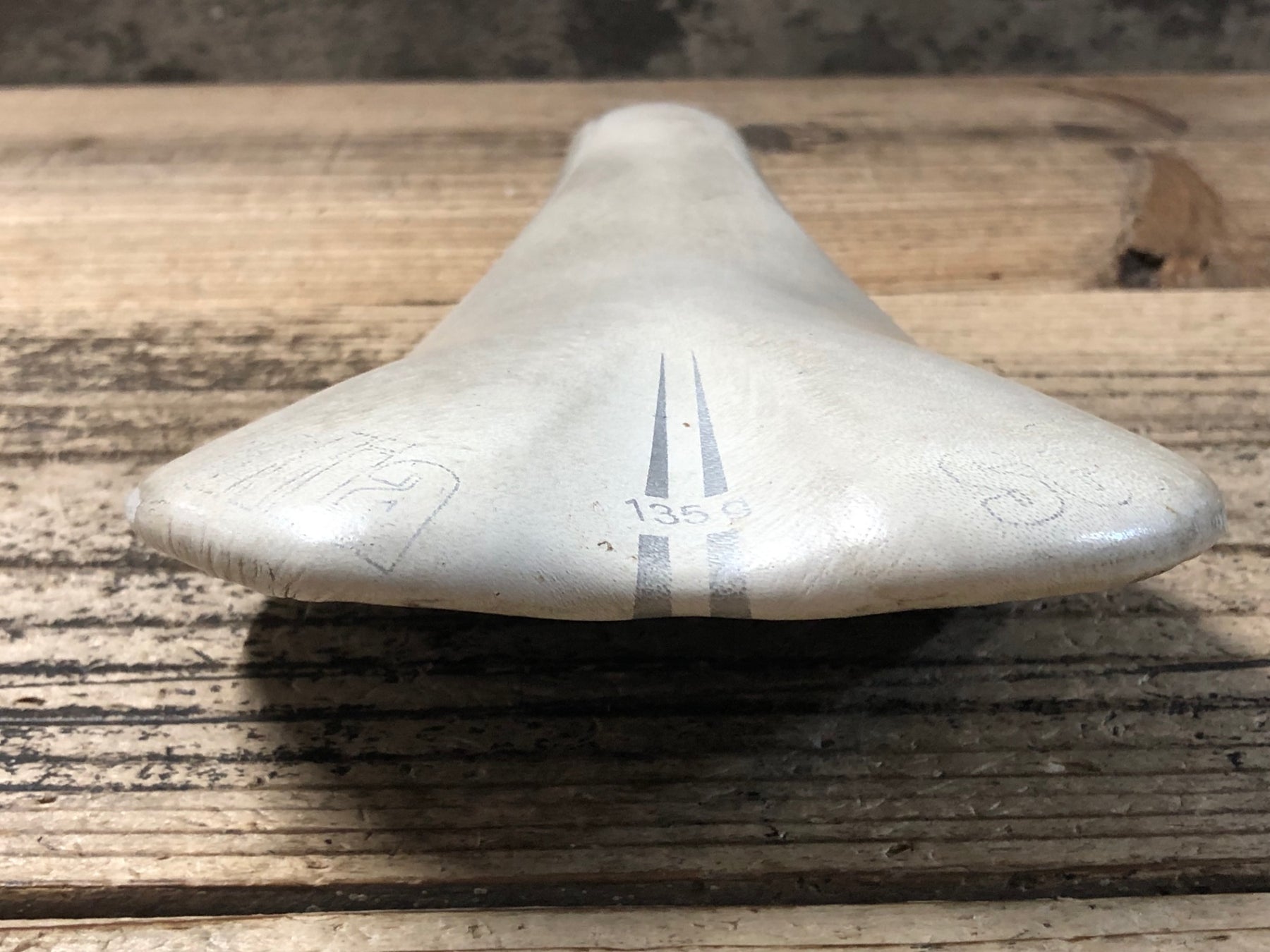 KD380 セライタリア selle italia SLR XP サドル 白 132mm カーボン
