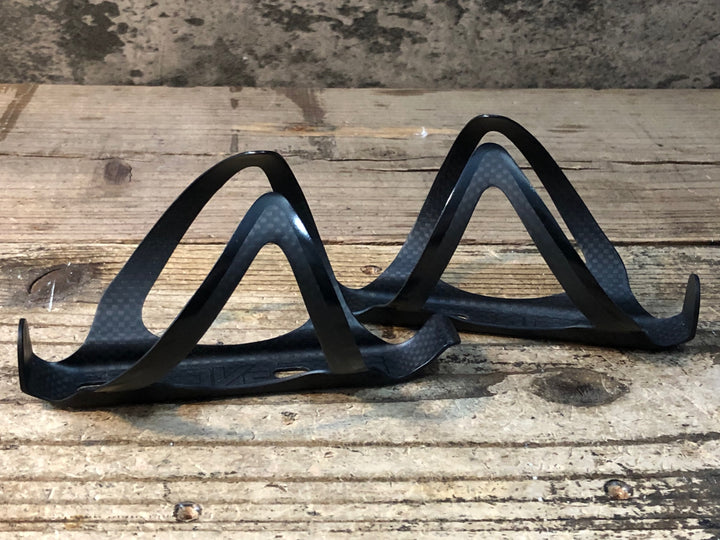 JW905 スパカズ SUPACAZ FLY CAGE CARBON カーボン ボトルケージ 黒 2個セット