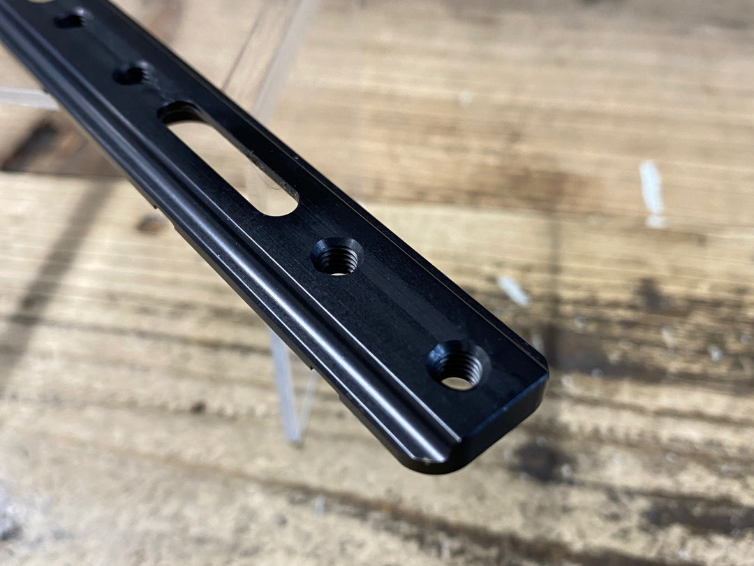 KA979 ウルフトゥース WOLF TOOTH B-RAD 4 mounting bases ケージベース 全長307mm