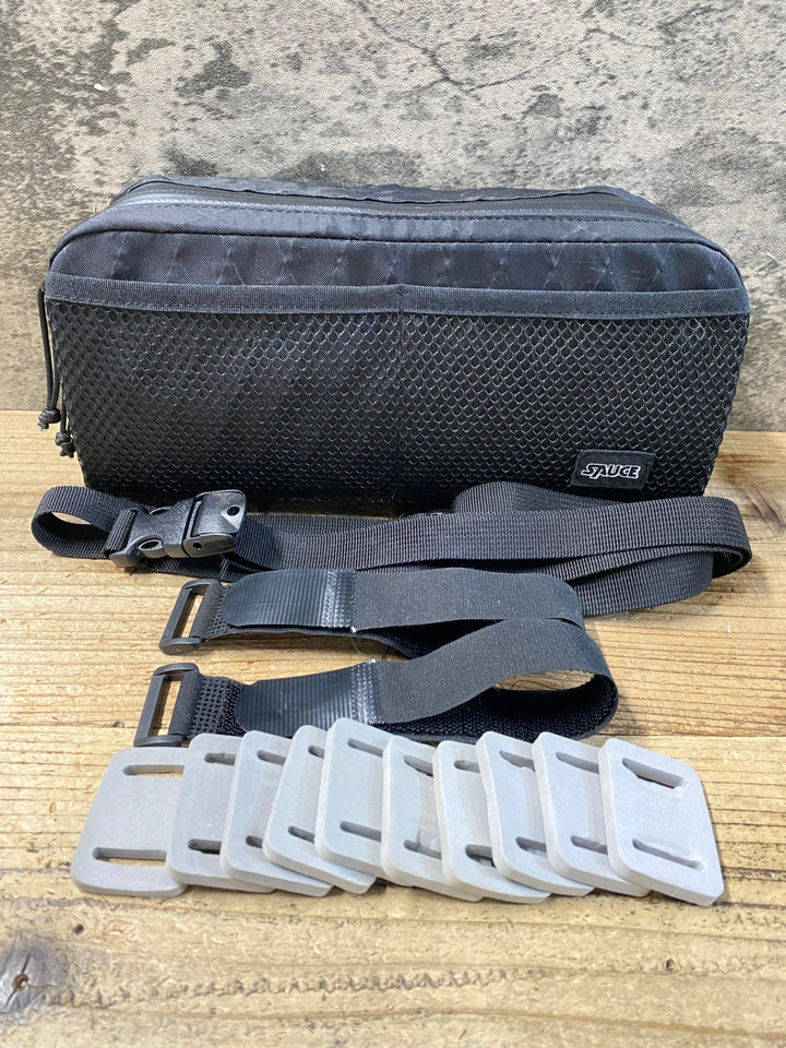 KF829 ソースサイクル SAUCE CYCLE MESH POCKET BAR BAG ハンドルバーバッグ 黒