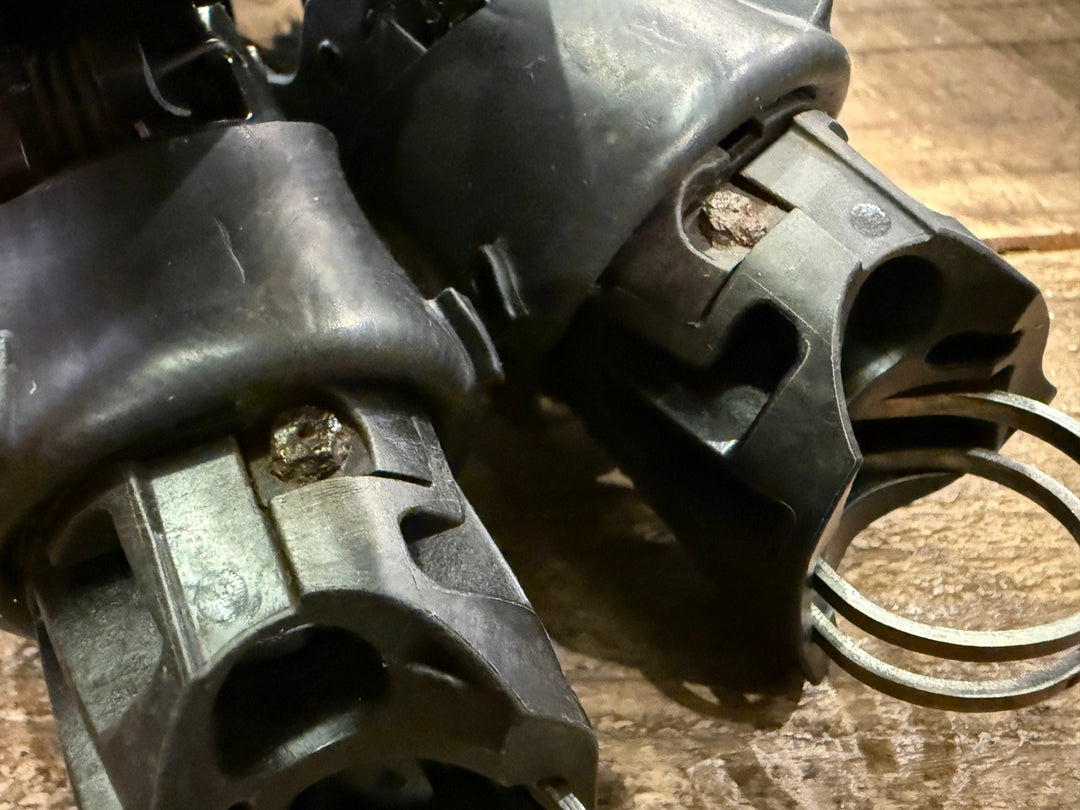 KP240 シマノ SHIMANO デュラエース DURA-ACE ST-R9100 左右STIレバー 2×11S