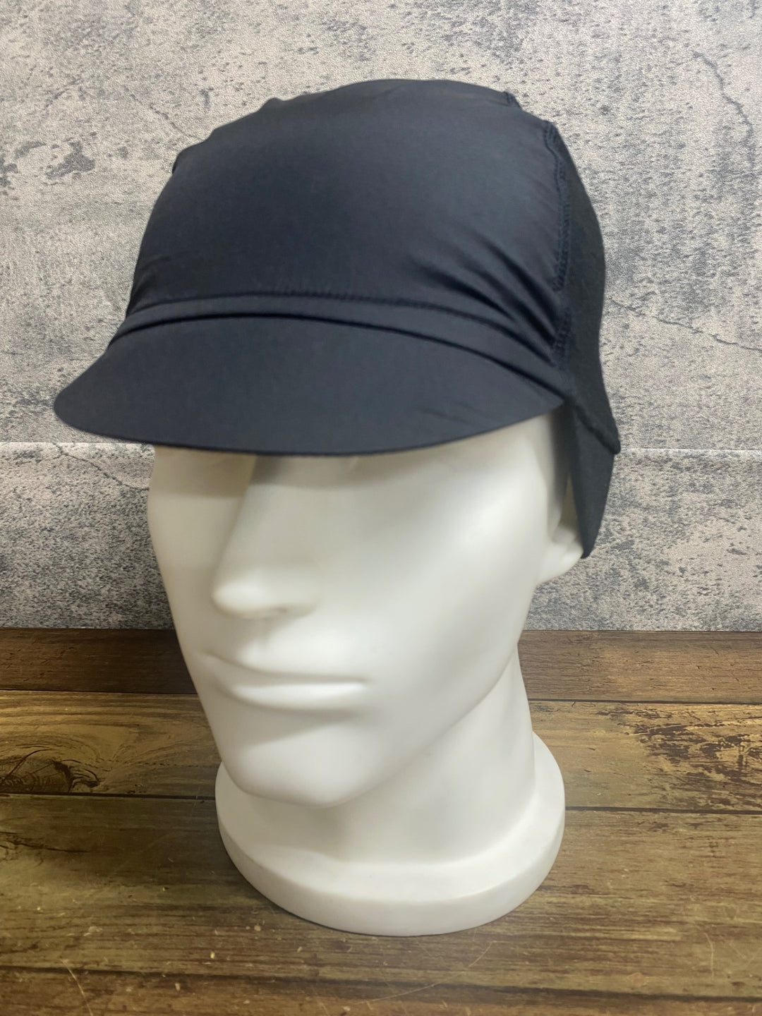 JY134 ラファ Rapha PEAKED MERINO HAT サイクルキャップ 黒 ワンサイズ