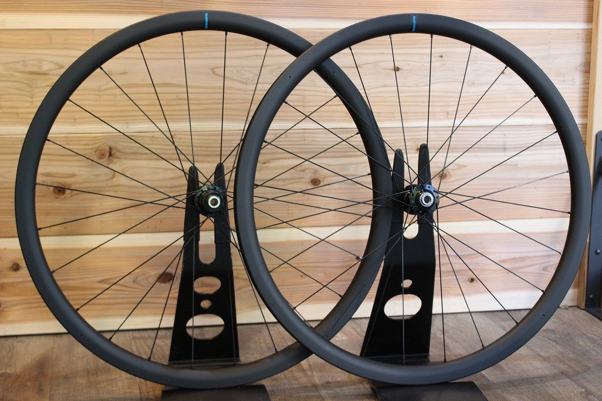 シマノ SHIMANO 105 WH-RS710-C32-TL カーボン チューブレス ホイール