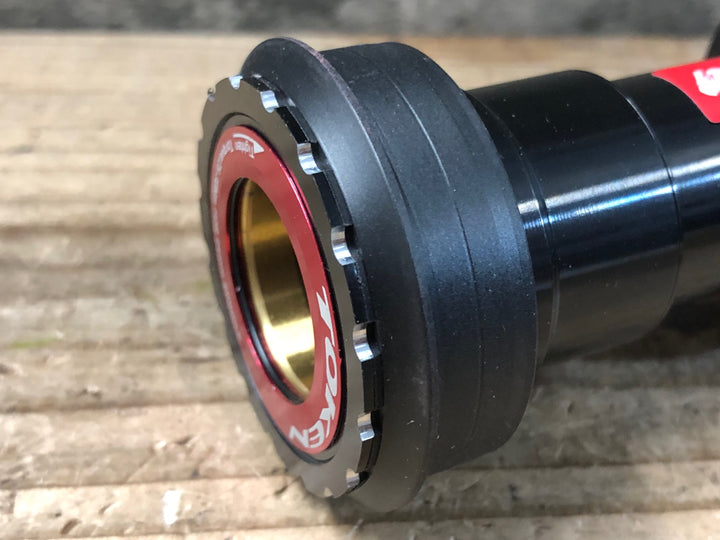 KF051 トーケン TOKEN TK841T-446ATBT PF30A ボトムブラケット シマノ用