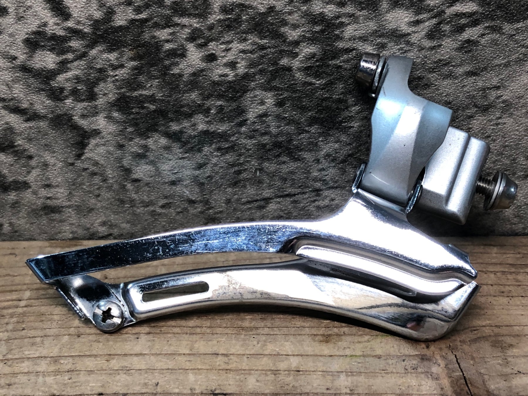 JG427 シマノ SHIMANO ソラ SORA FD-3400 直付 フロントディレイラー