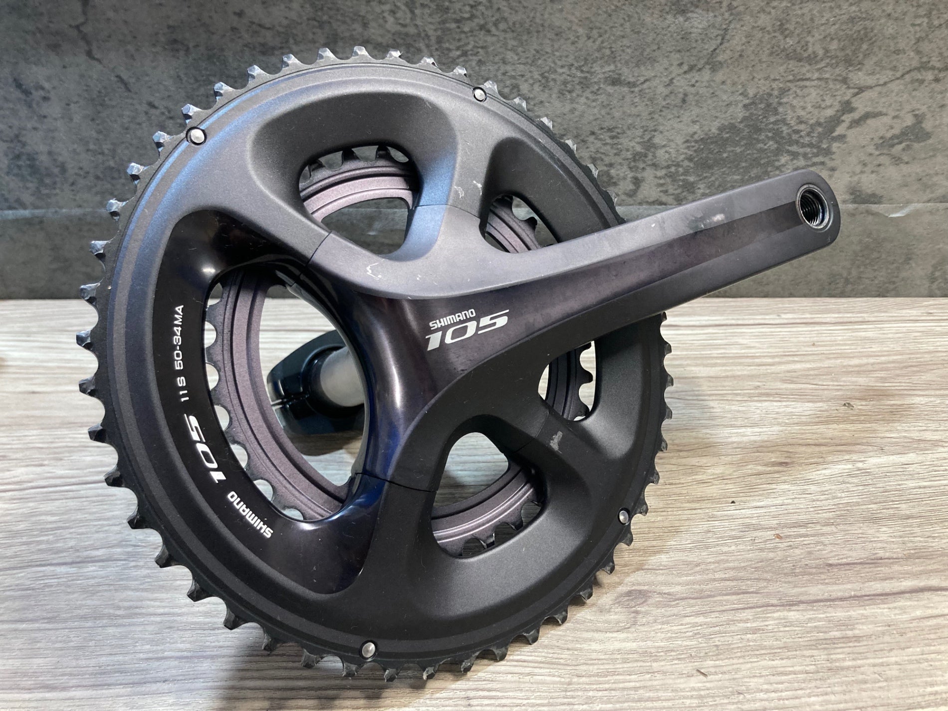 KF085 シマノ SHIMANO 105 FC-5800 クランクセット 172.5mm 50/34T
