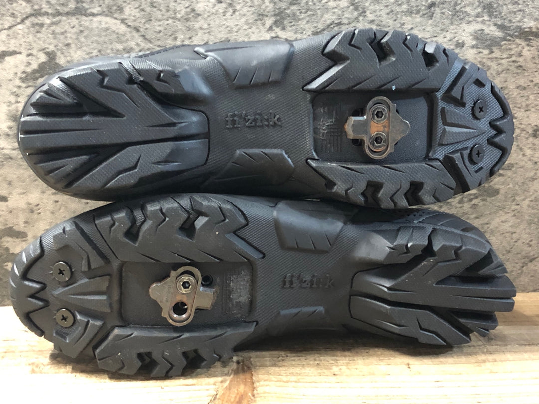 KG400 フィジーク FIZIK M6 MTB shoes ビンディングシューズ 黒 SPD EU43 ペン字あり