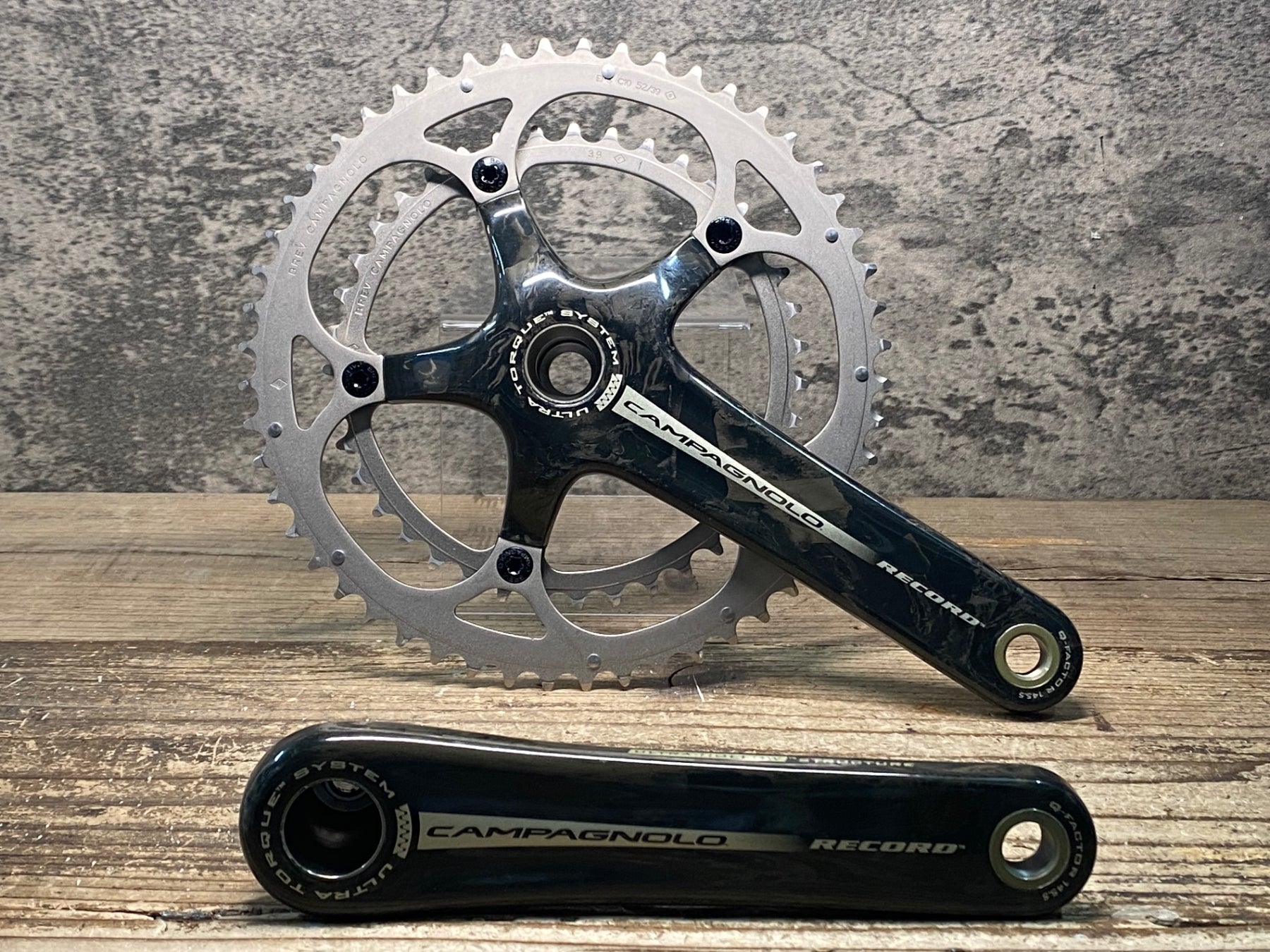 【美品】カンパニョーロ レコード クランク52/39（10速）※匿名配送 JI984 カンパニョーロ CAMPAGNOLO レコード RECORD クランクセット 52