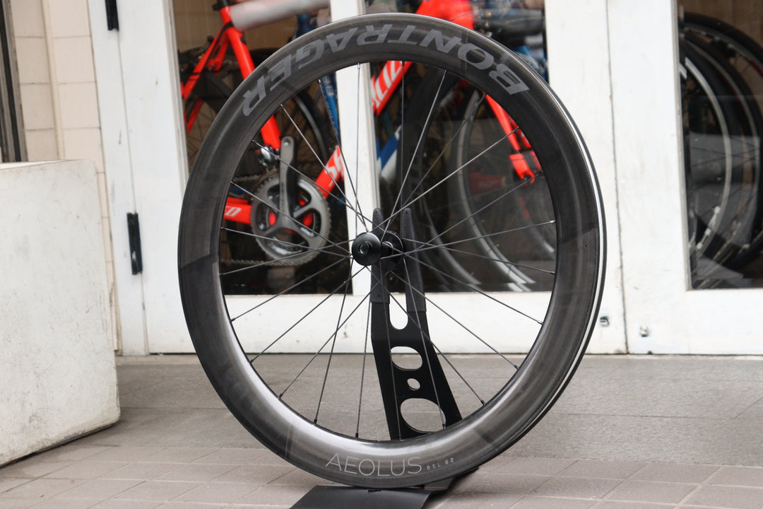 ボントレガー BONTRAGER アイオロス ディスク AEOLUS RSL DISC 62 カーボン チューブレスレディ フロント ホイール 【横浜店】