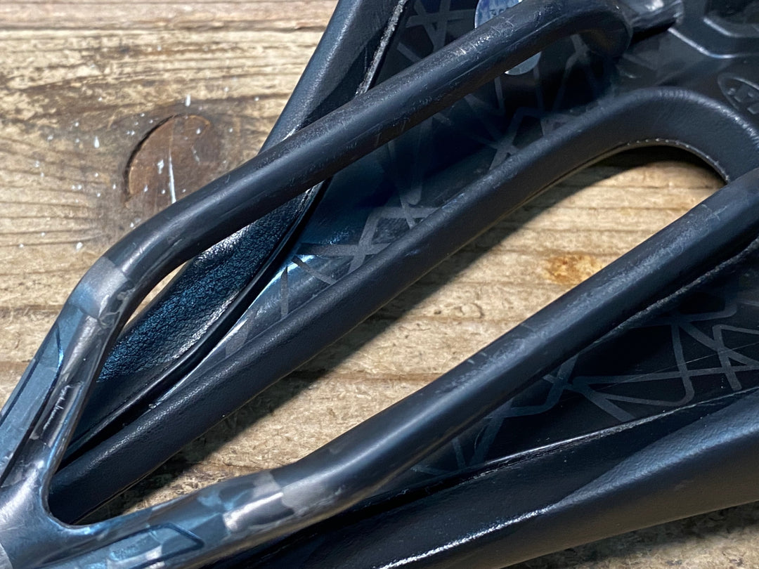 JP109 セライタリア selle italia NOVUS SUPERFLOW サドル カーボン レール