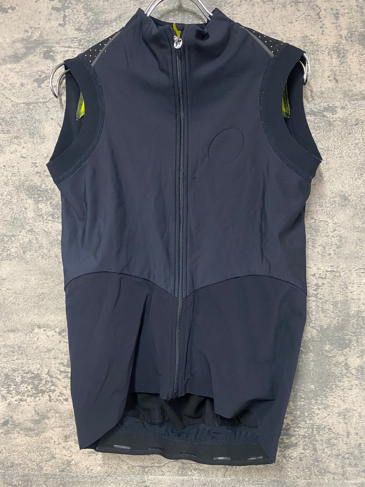 JI978 アソス assos EQUIPE サイクルベスト ジレ 黒 M 裏起毛